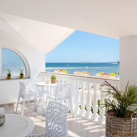 Guest house Apartments And Rooms Jakic Medulin