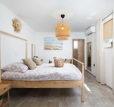 Apartments And Rooms Jakic 3*