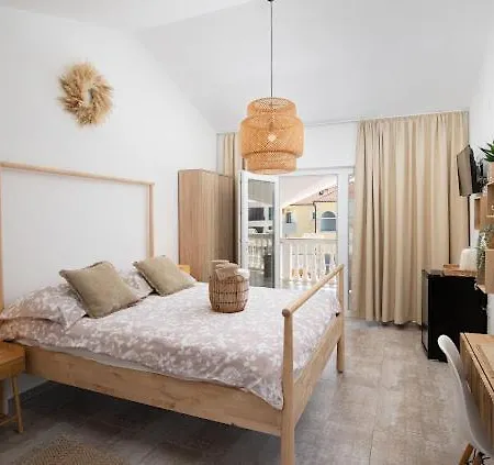 Apartments And Rooms Jakic Medulin