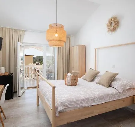 Apartments And Rooms Jakic
