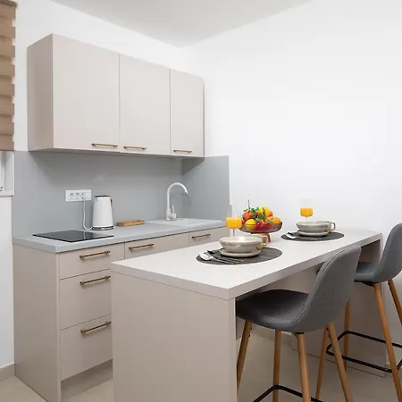 Apartments And Rooms Jakic 3* Medulin