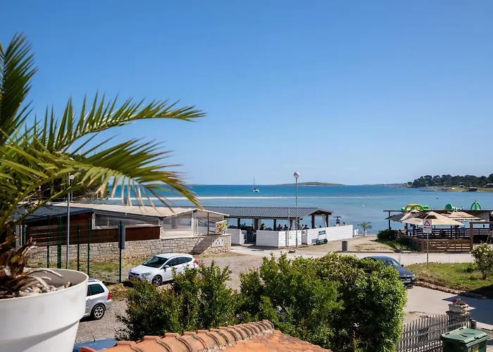 Casa de hóspedes And Jakic Medulin